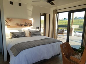 Desk, iron/ironing board, free WiFi, bed sheets - Buff & Fellow Eco Cabins (George)