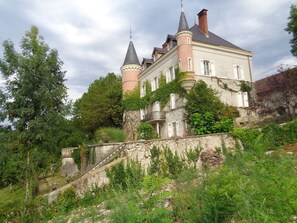 Front of property - Chateau de Saint-Genix (Saint-Genix-les-Villages)