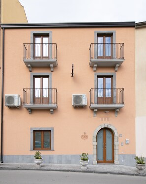 Exterior - Affittacamere La Madonnina (Nicosia)