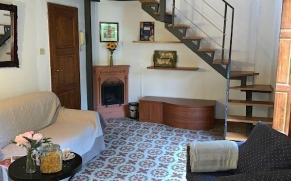 Apartment, 1 Bedroom | Living area | TV - Cavour Apartment (Florence)