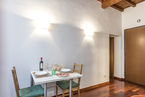 Apartment, 1 Schlafzimmer | Wohnzimmer | Flachbildfernseher