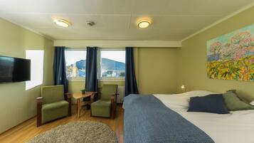 Standard Double Room | Free WiFi, bed sheets