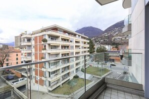 Balcony - Prestige Du Lac Apartments (Lugano)