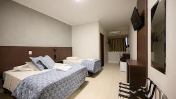 Habitación doble superior | Minibar, escritorio, wifi gratis y ropa de cama