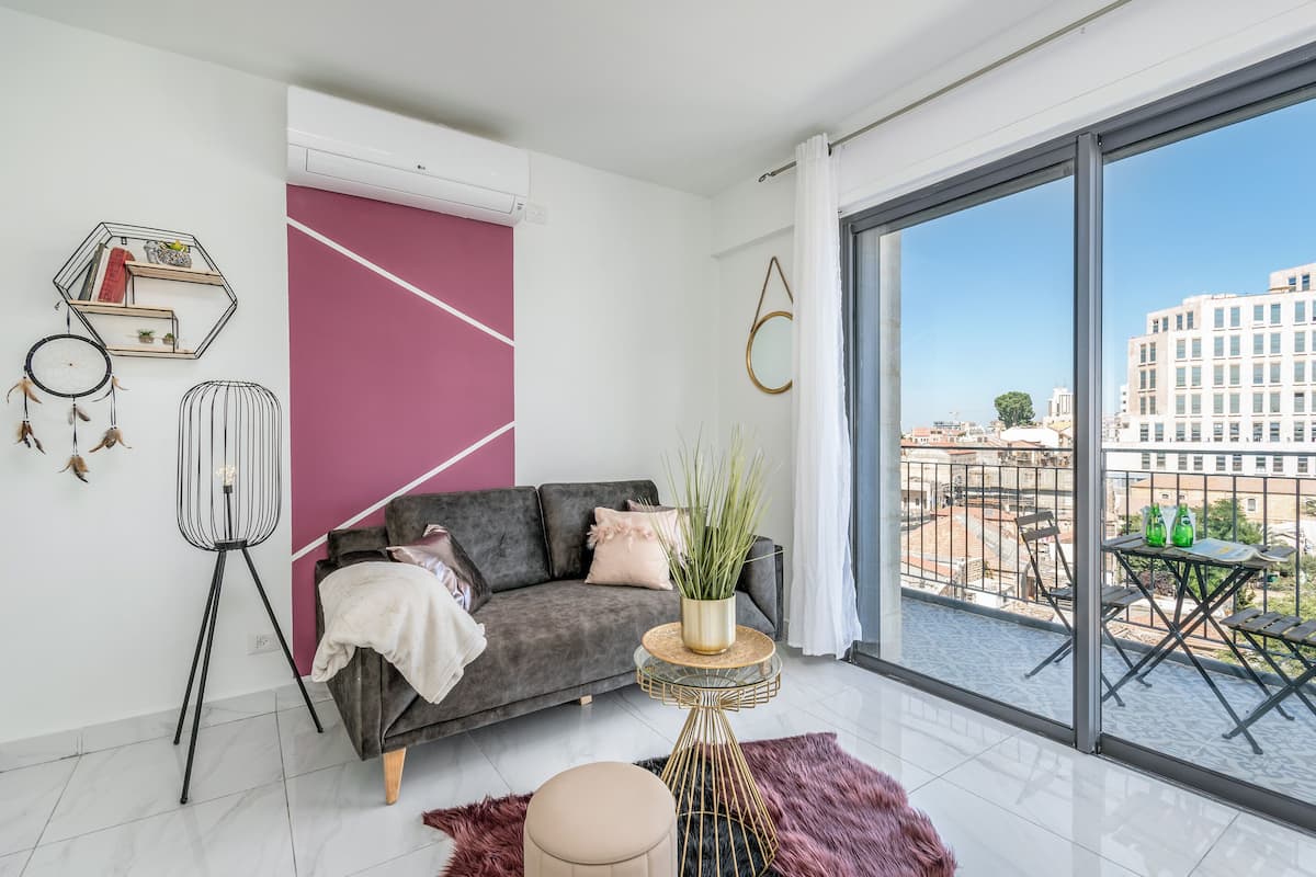 Luxury 2BDR in City Center - Even Israel st 3 - #51 | Salle de séjour | TV connectée, Netflix