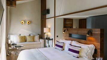 Junior Suite, 1 King Bed, Lake View | 1 bedroom, hypo-allergenic bedding, in-room safe, individually decorated