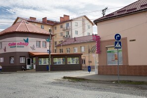 Exterior - Best Apartment in the Center (Mukachevo)