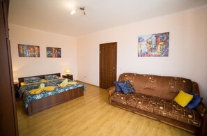 Apartment, Balcony | 1 bedroom, desk, soundproofing, iron/ironing board - Best Apartments on Beregovskaya (Mukachevo)