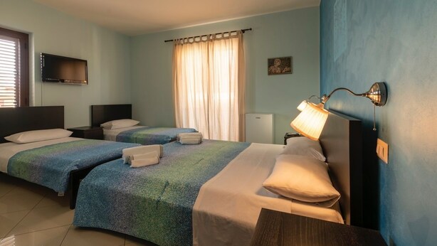 Unclassified image, 1 of 9, button - B&B SUN AND BEACH (Reggio Calabria)