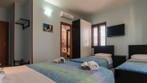 Unclassified image, 4 of 9, button - B&B SUN AND BEACH (Reggio Calabria)