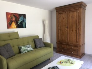 Comfort Studio | Living area