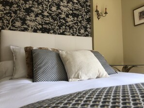 Camera Deluxe con letto matrimoniale o 2 letti singoli (Dumas) | Lenzuola Frette, biancheria da letto di alta qualità