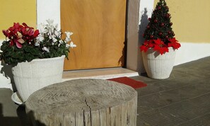 Entrée de l’hébergement