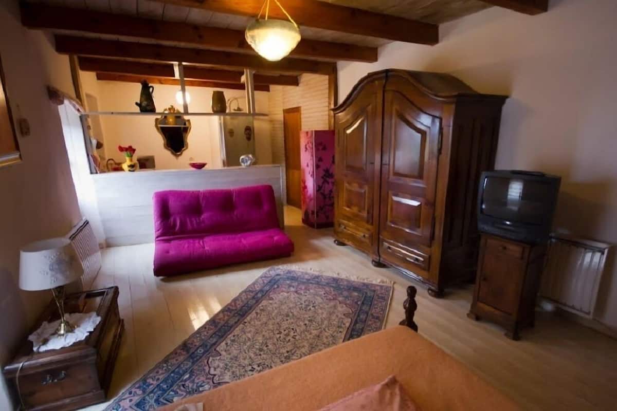 Kamar Quadruple (Rose pétale) | Area keluarga | TV layar datar