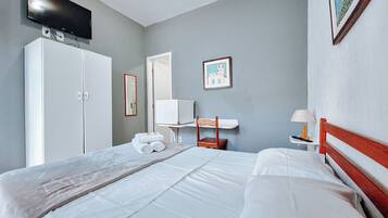 Standard Double Room | Minibar, in-room safe, free WiFi, bed sheets