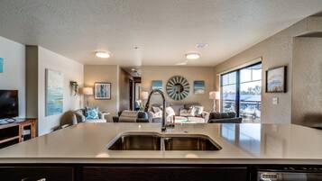 Stovetop, dishwasher, cookware/dishes/utensils