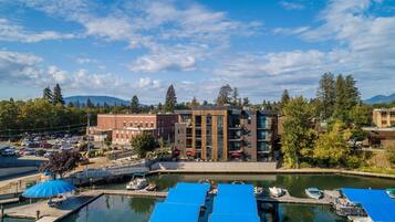 Kolam renang terbuka
