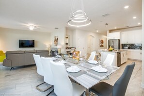 Villa | Private kitchen - Stunning 6 Bedroom Pool Villa at Champions Gate (Davenport)