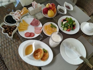 매일 풀 브렉퍼스트 무료 아침 식사 포함