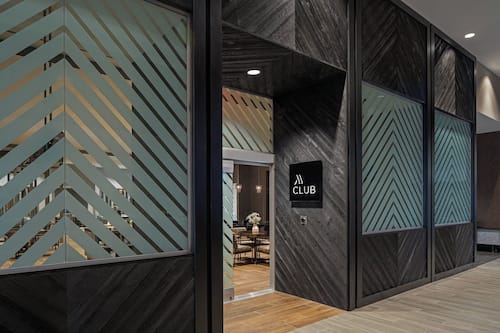 Bar-salon