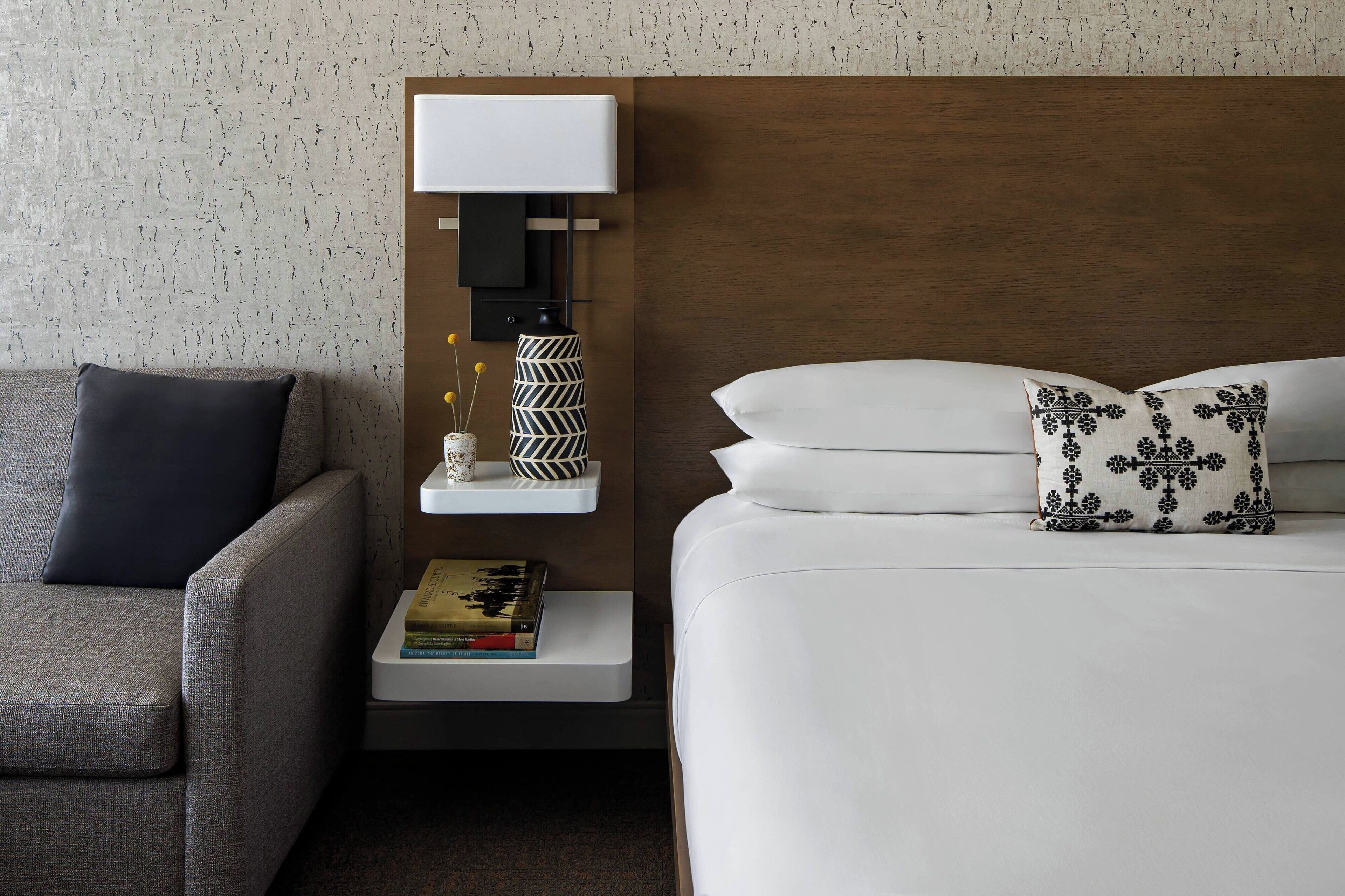 1 bedroom, egyptian cotton sheets, premium bedding, pillow-top beds