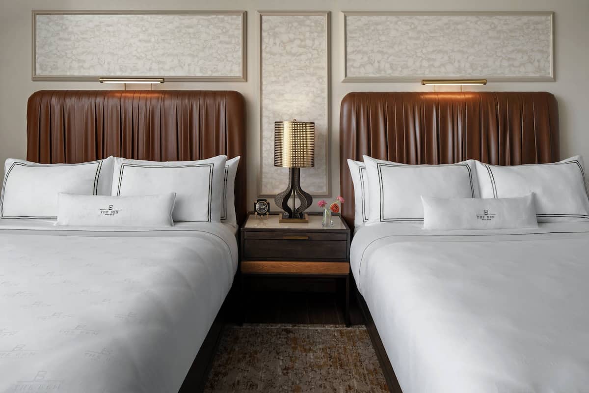 1 bedroom, Egyptian cotton sheets, premium bedding, minibar