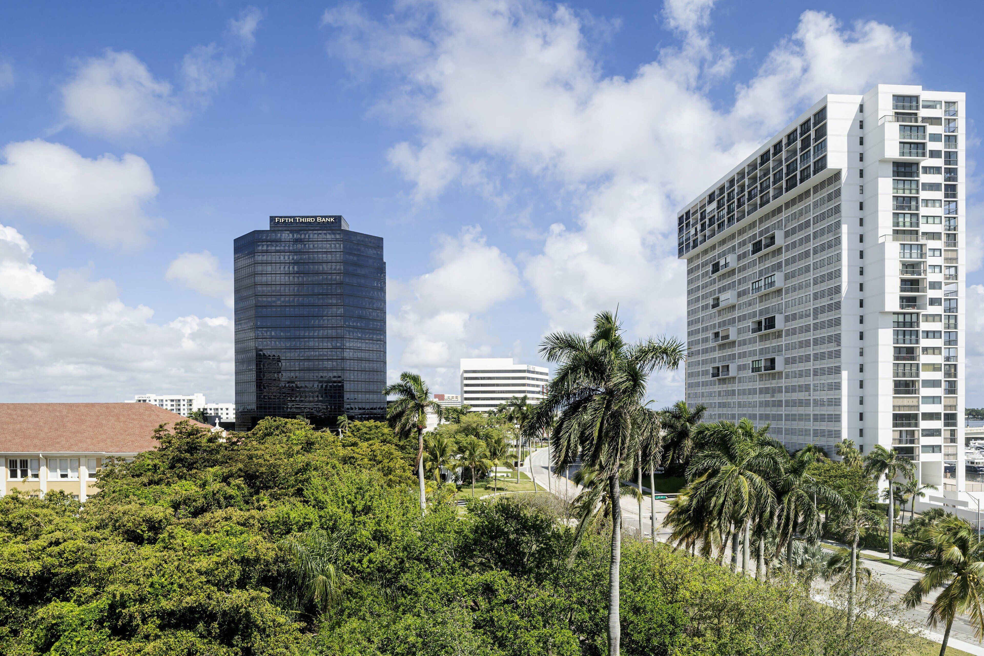 1 bedroom, egyptian cotton sheets, premium bedding, minibar