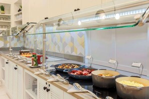 Free daily full breakfast