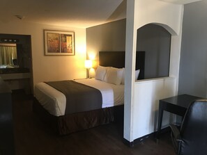 Cortinas blackout, tabla de planchar con plancha y wifi gratis