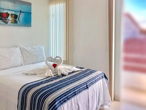 Double Room, 1 Queen Bed