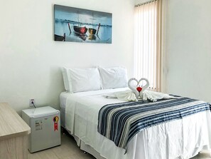 Double Room, 1 Queen Bed
