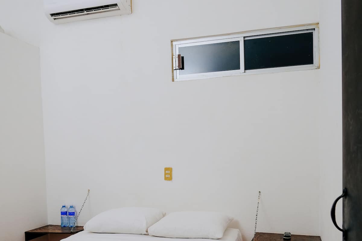 Camera Basic | 1 camera, Wi-Fi gratuito, lenzuola