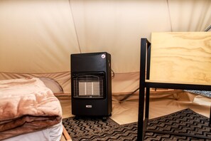 Luxury Tent, 1 King Bed, Mountain View | Free WiFi, bed sheets - La Posada en el Potrero Chico (Hidalgo)