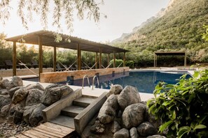 Outdoor pool - La Posada en el Potrero Chico (Hidalgo)