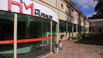 واجهة المنشأة