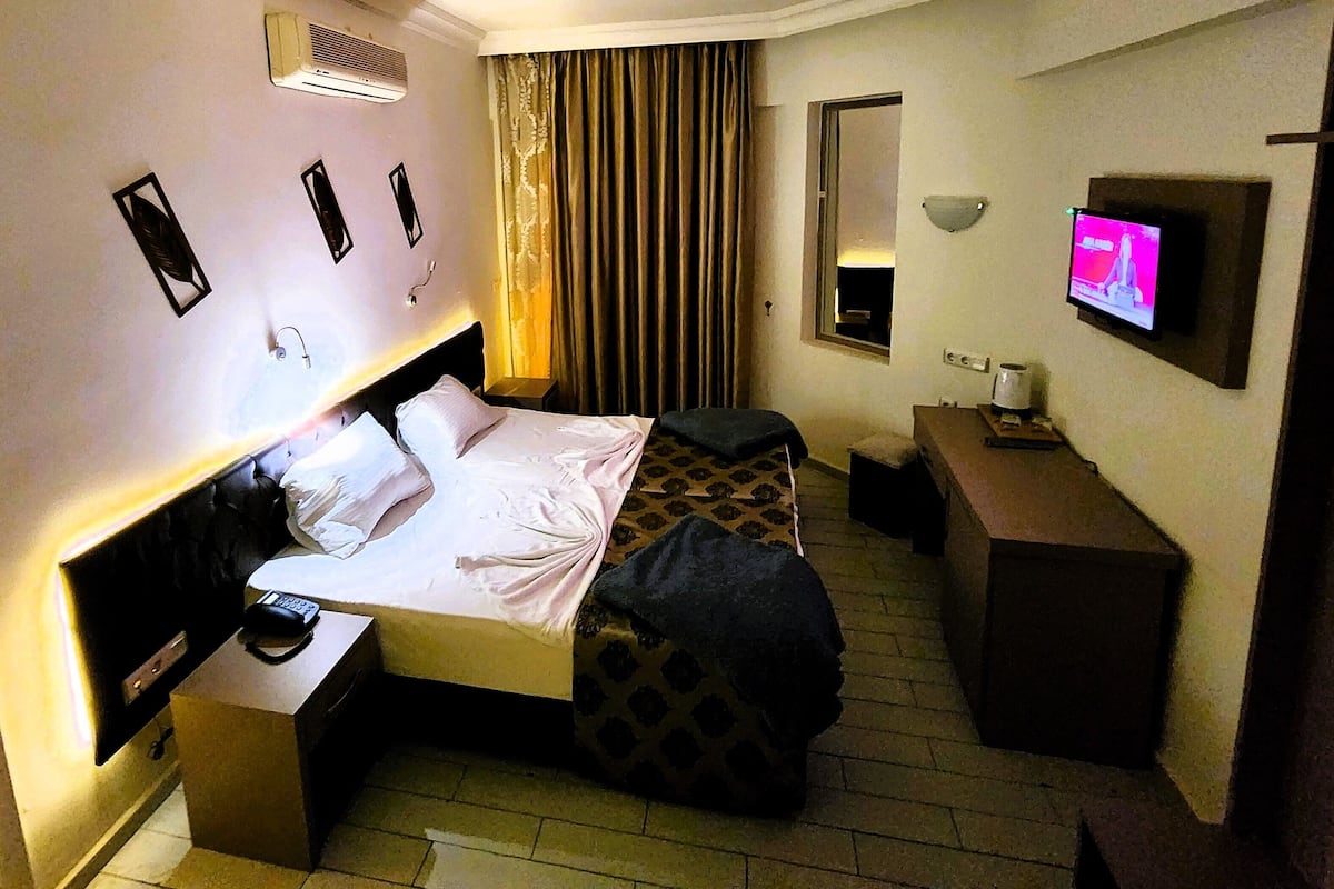 1 bedroom, minibar, in-room safe, desk