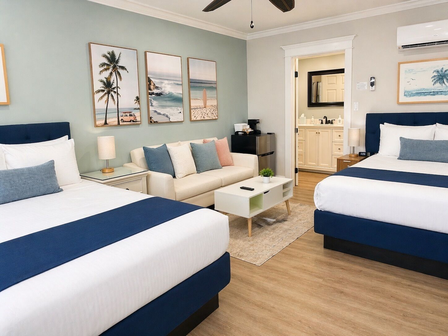 Photo - Coronado Inn
