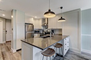 Maison | Cuisine privée | Un four, surface de cuisson, lave-vaisselle, grille-pain