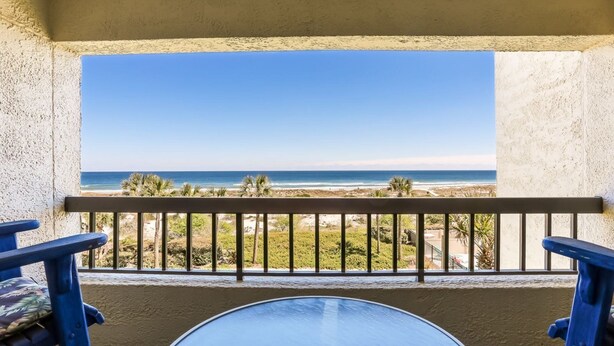 A balcony with a clear view of the beach and ocean. - A116-amelia-surf-and-racquet (Fernandina Beach)