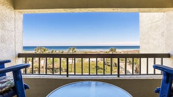 Condo | Sacada