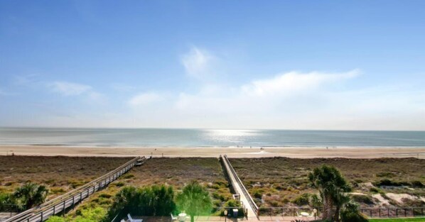 On the beach - 401-atlantis-on-amelia (Fernandina Beach)