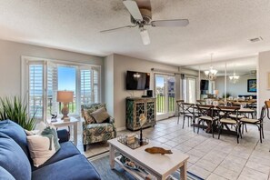 單棟房屋 | 客廳 | 平面電視