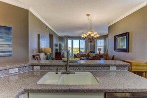 Private kitchen - 5-ocean-place (Fernandina Beach)