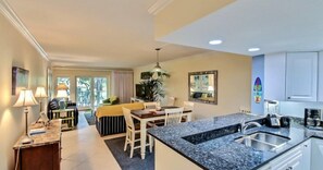 Condo | Private kitchen