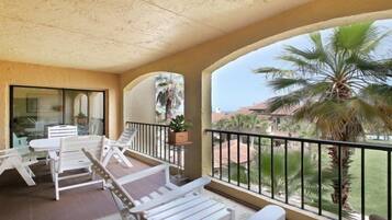 單棟房屋 | 陽台