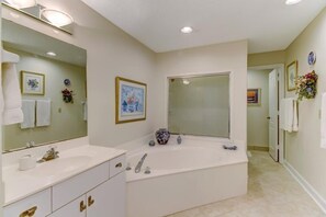 House | Bathroom