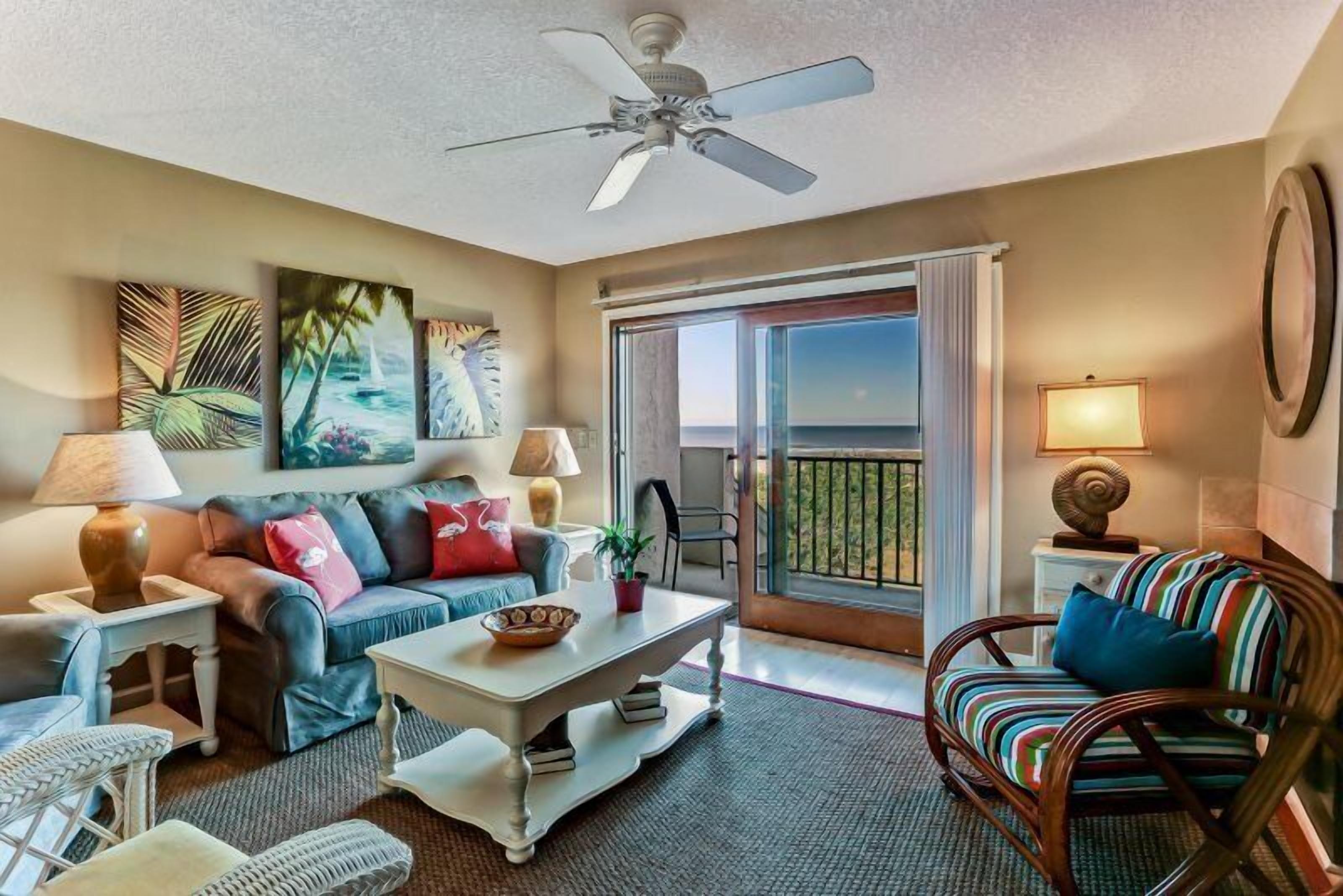 House | Living room | Flat-screen TV