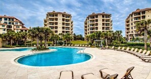 Outdoor pool - 1827-turtle-dunes (Fernandina Beach)