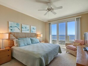 Condo | 2 quartos, escrivaninha, berços, Wi-Fi de cortesia