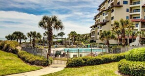 Outdoor pool - 287-288-sandcastles (Fernandina Beach)